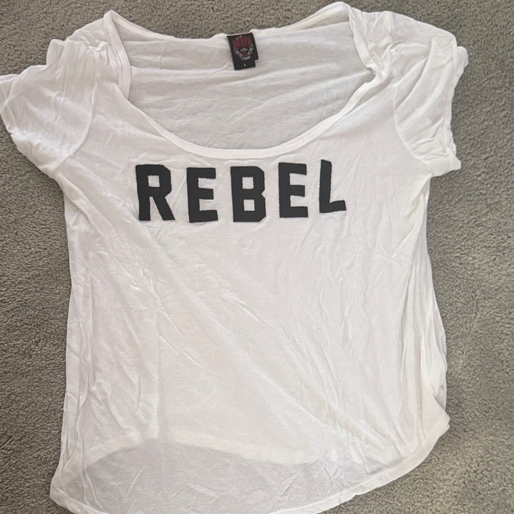 Torrid White 'Rebel' Short Sleeve Tee